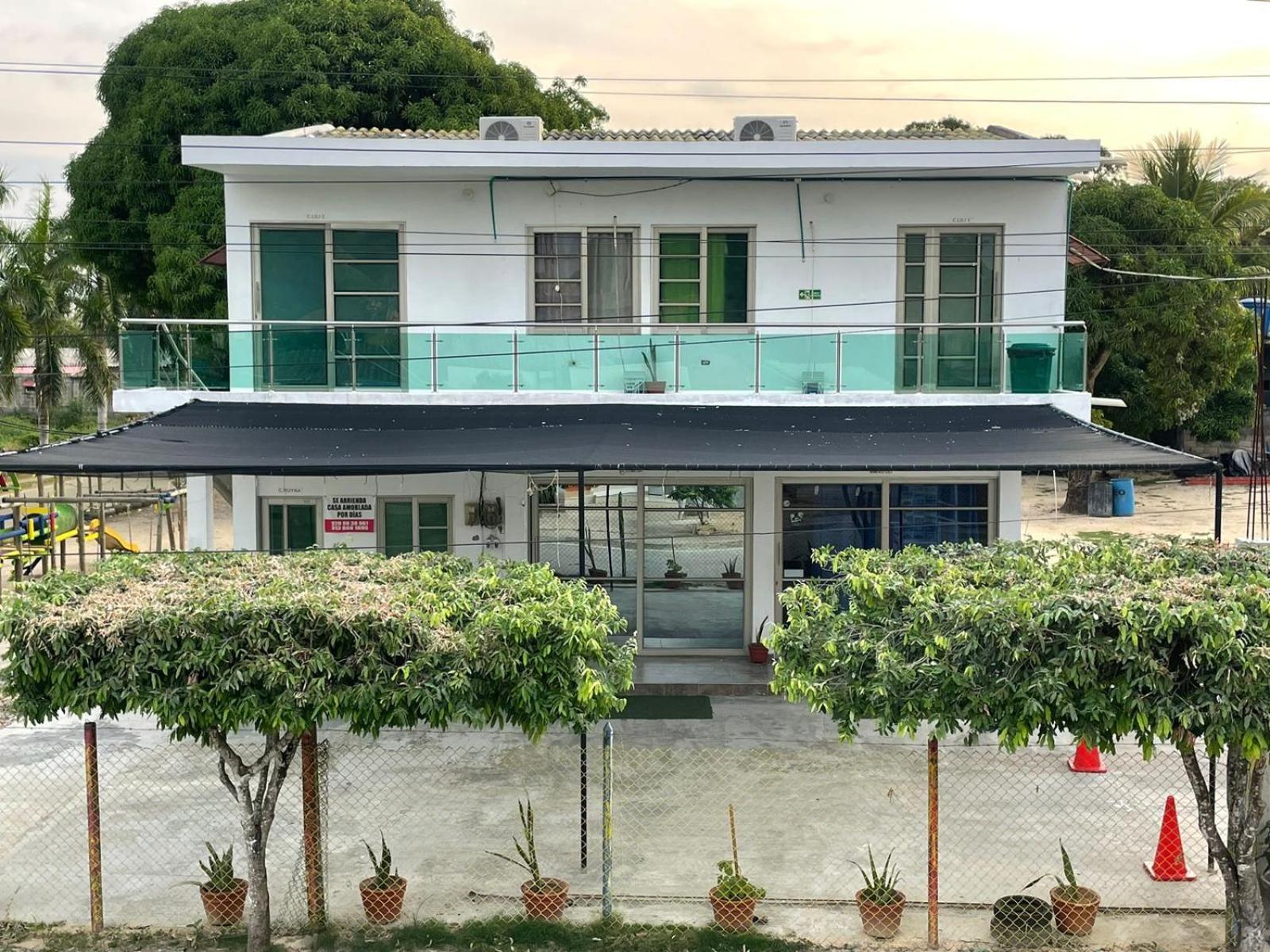 Cabanas Melany Coveñas المظهر الخارجي الصورة